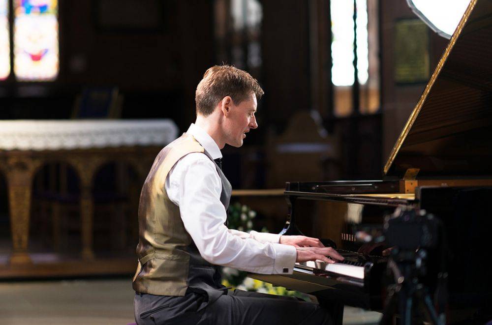 Richard - Solo Pianist